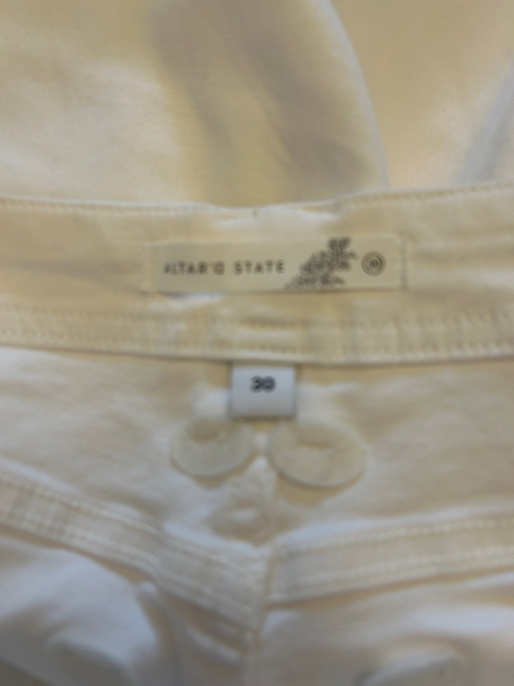 Altar’d Stare White Wide-Leg Raw Hem Jeans Size 30 EUC - Picture 5 of 7